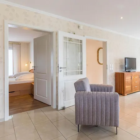 Haus Ostseestern Whg Eg Apartment *